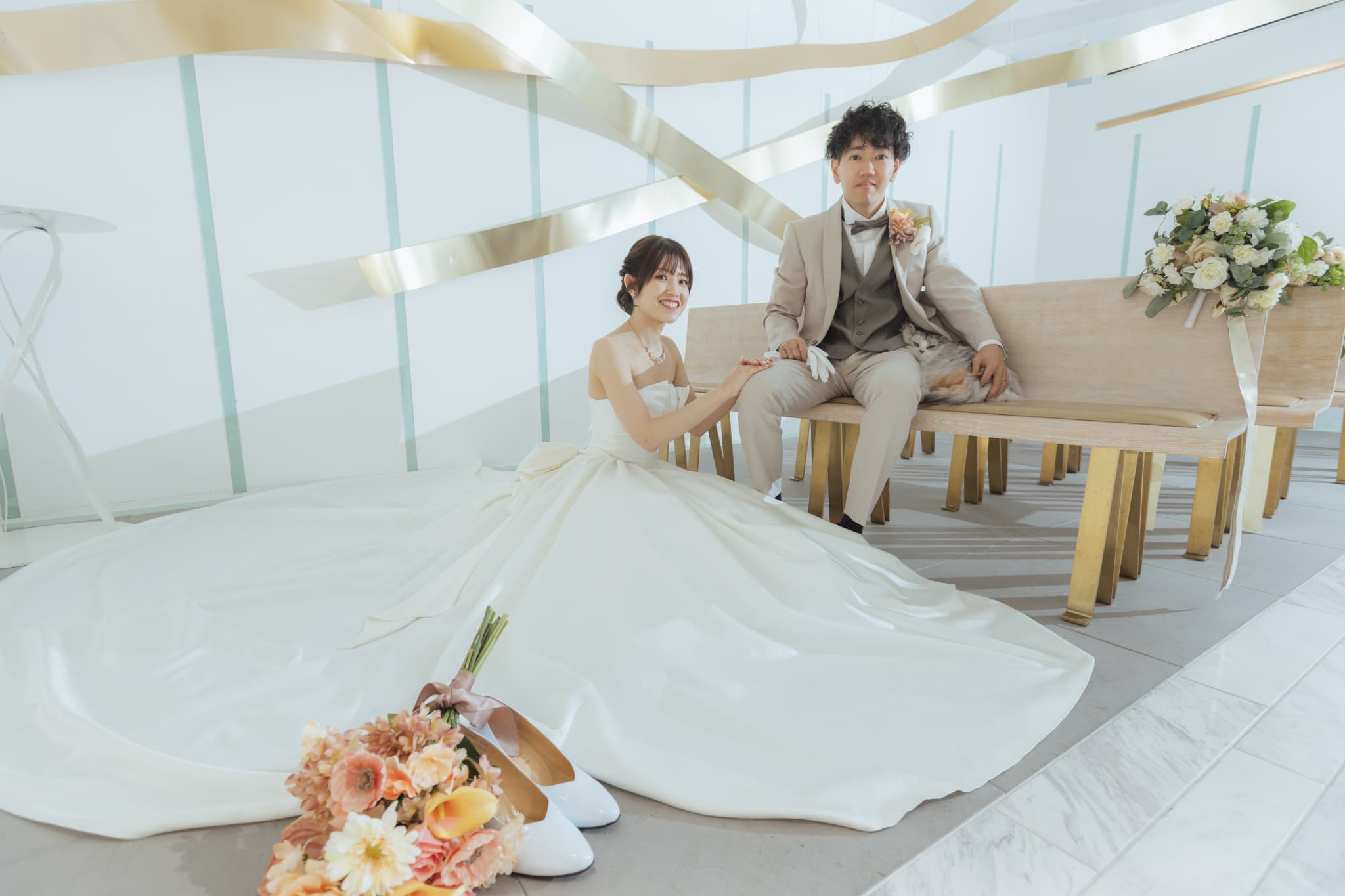 “家族と、もうひとつの大切な存在と。”やわらかな光に包まれたウェディングフォト